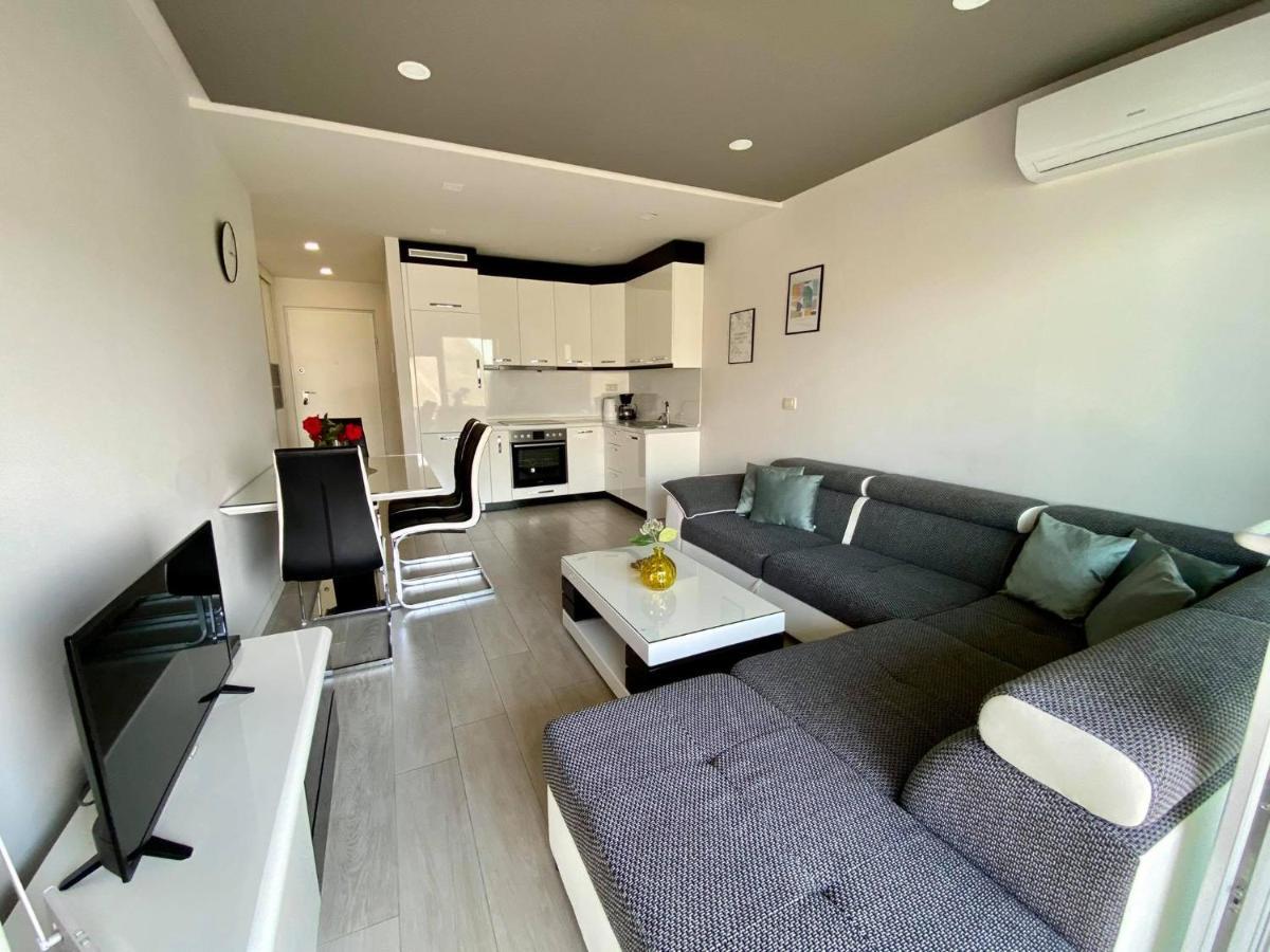 Lux Apartment Sea View Makarska Eksteriør bilde